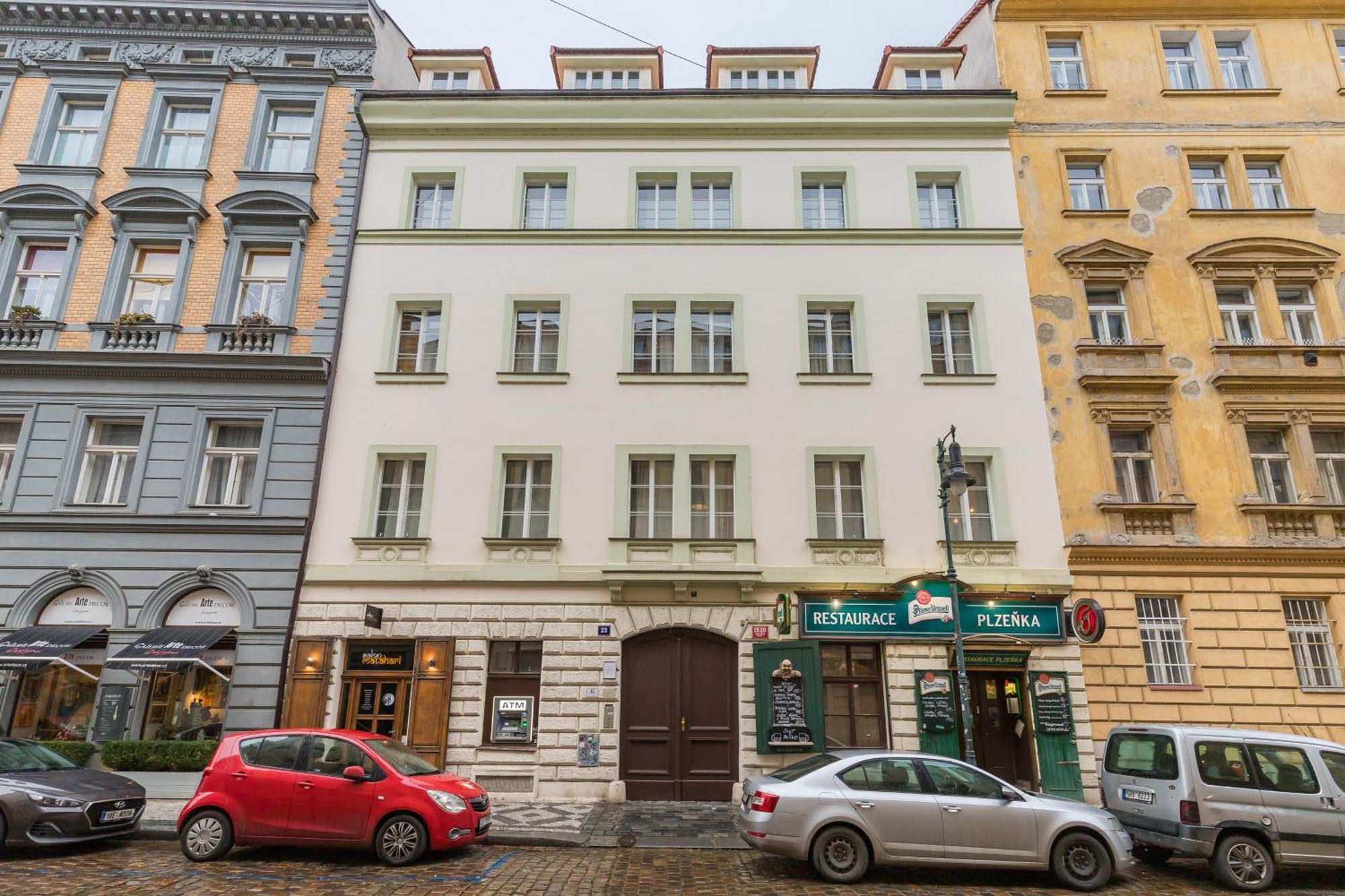 Veliant Apartment